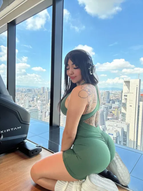 too thick for me to not flex it