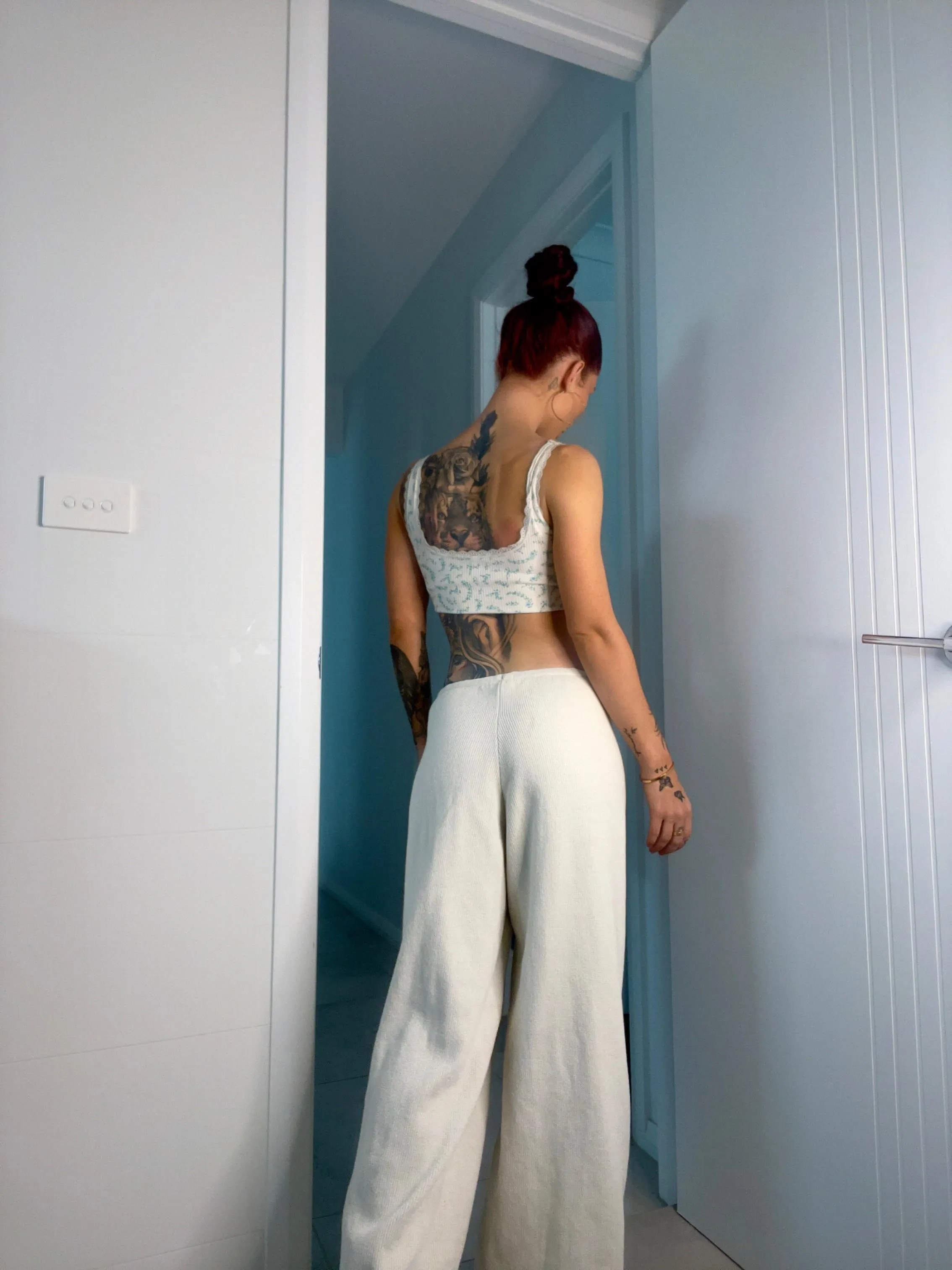 White sweats to chill in