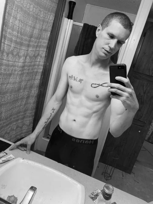 Couples or single females