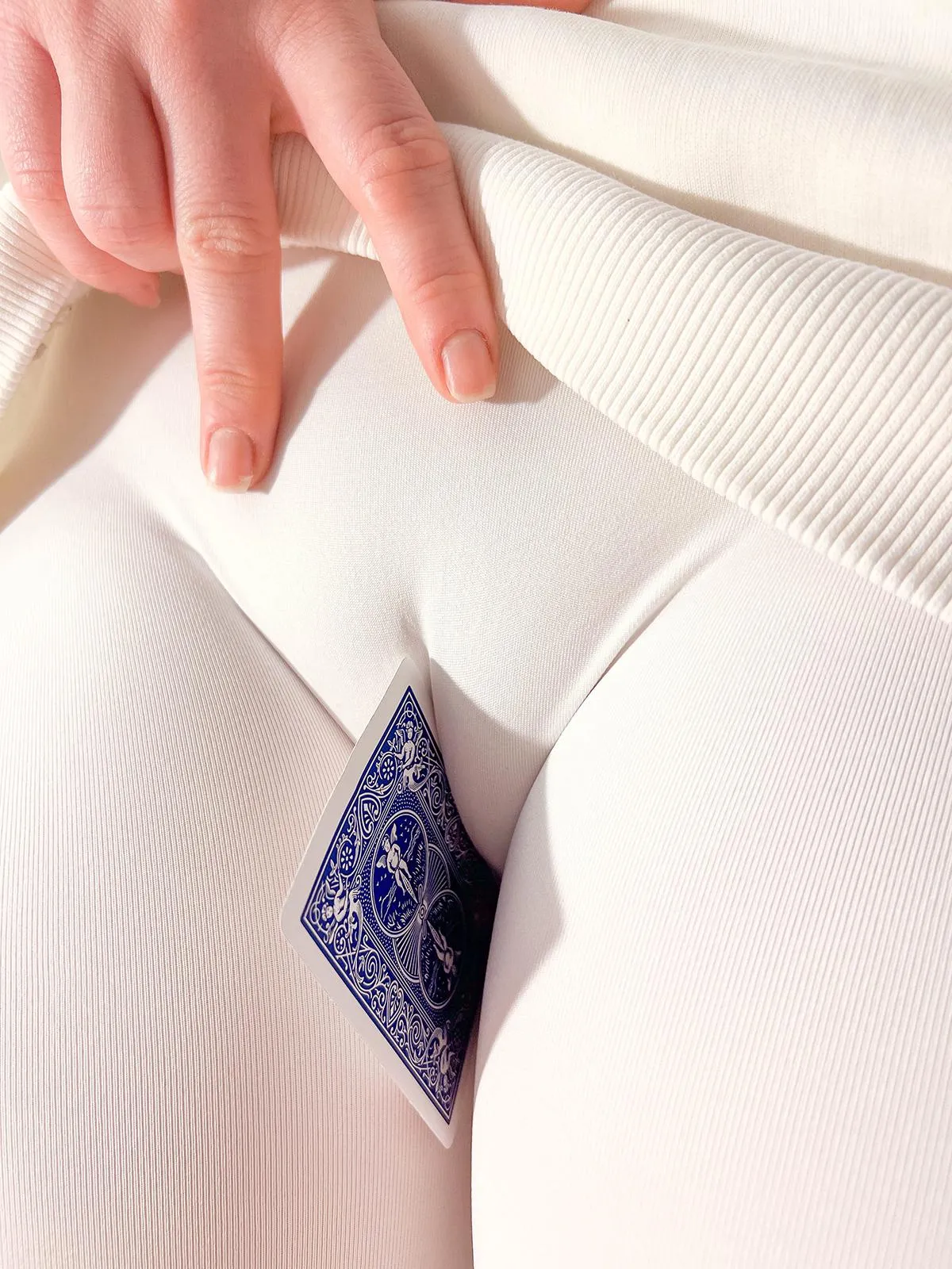 Do you wanna see a magic trick?