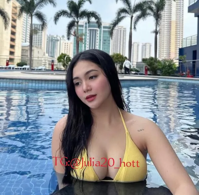 F 21 If you accept random nudies from 21yo,say hi👋