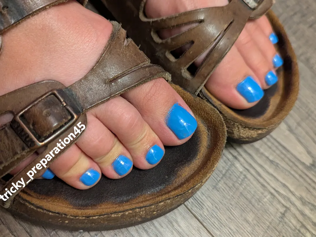 Up close of those toeprints you look be so much ✨💙🫦