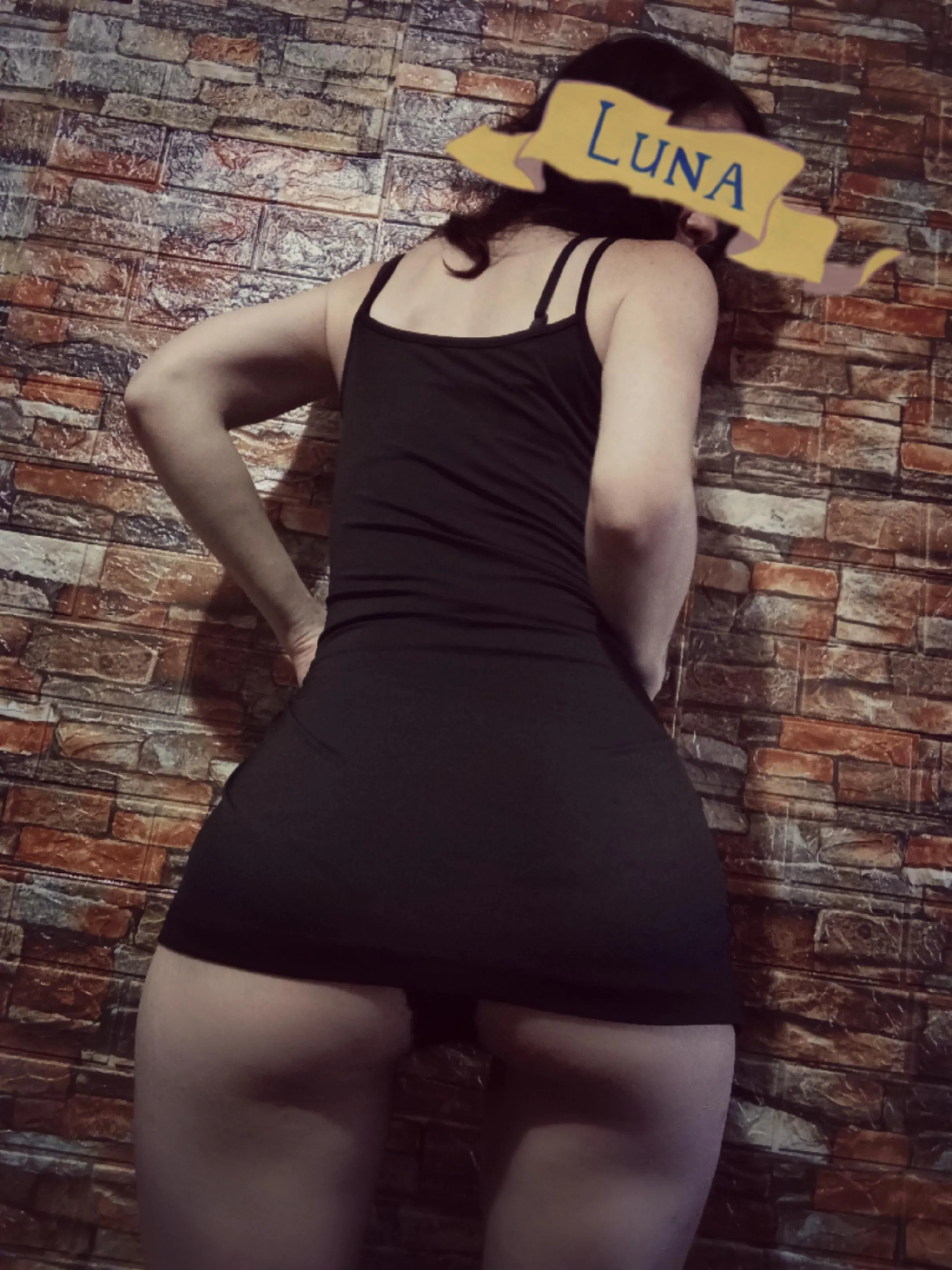 We all love a little black dress 😈😜😘