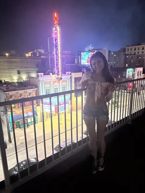 why not 🤷🏽‍♀️