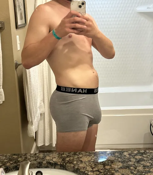 30, 6’0, 165 lbs. feeling fat 🫣