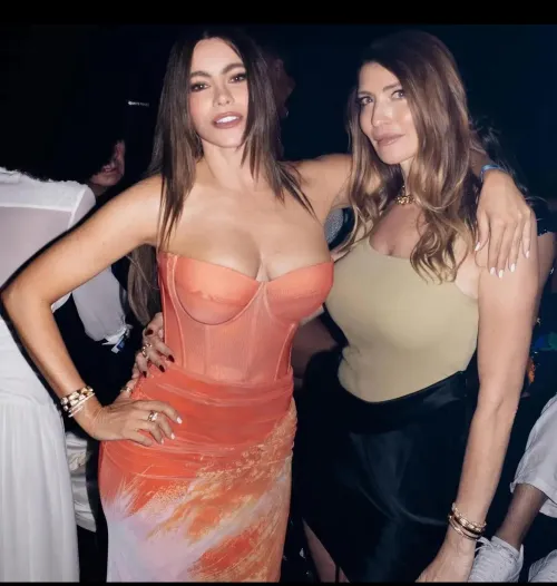 Busty Beauty that we just cherish💦😫