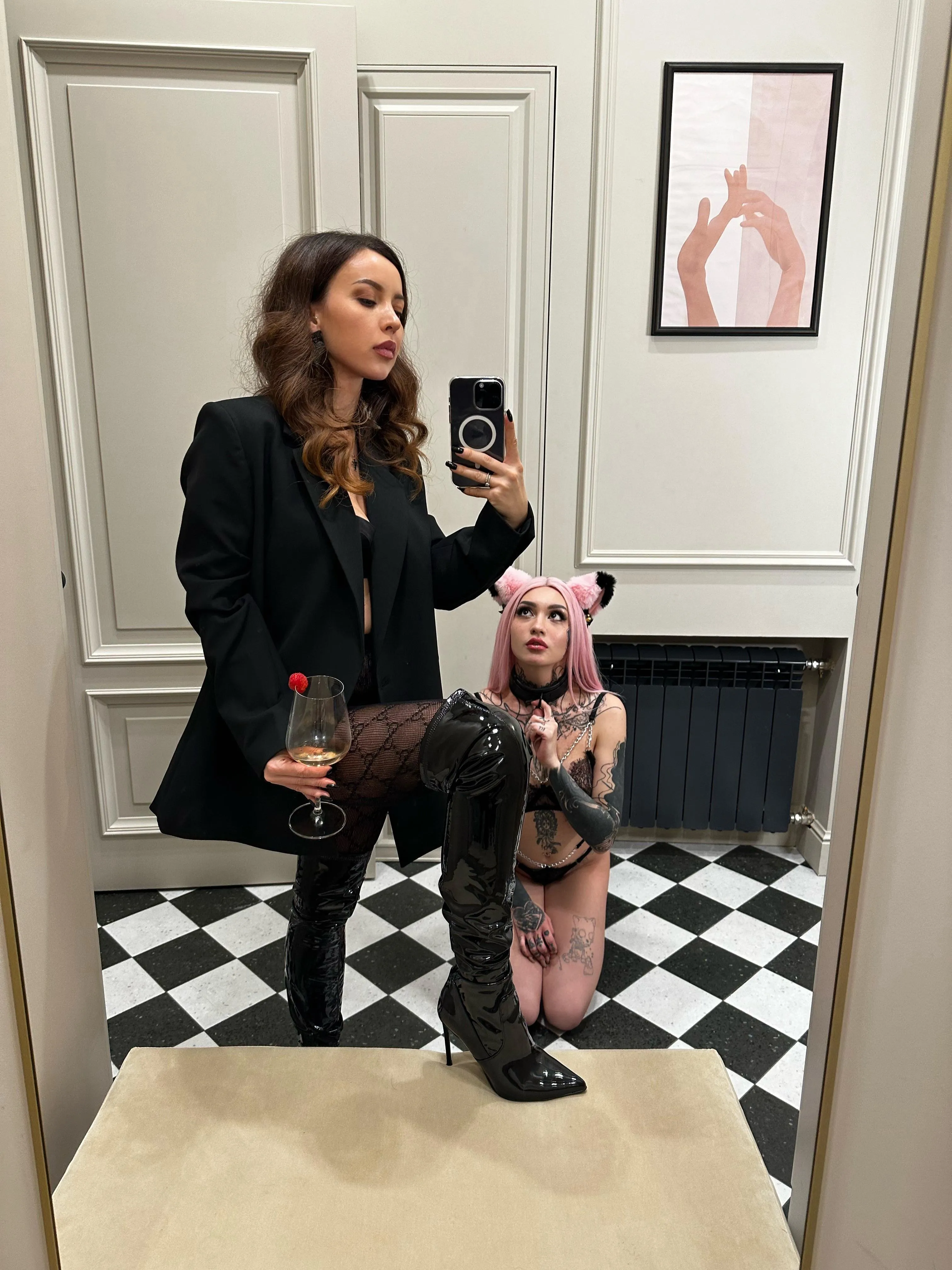 Every lady should have an obedient kitty on a leash