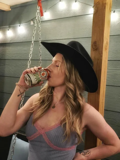 Great evening enjoying an IPA from Left Hand Brewing Co