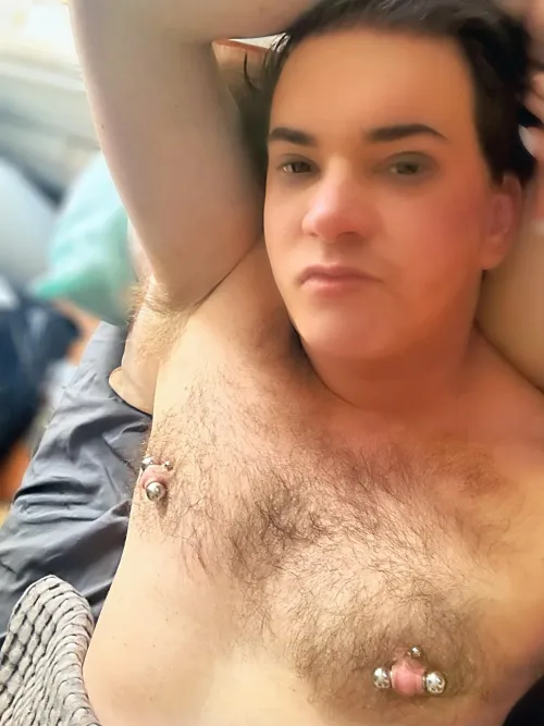 haven't posted in foreverrr bc work but yup still hairy & still have huge nipples