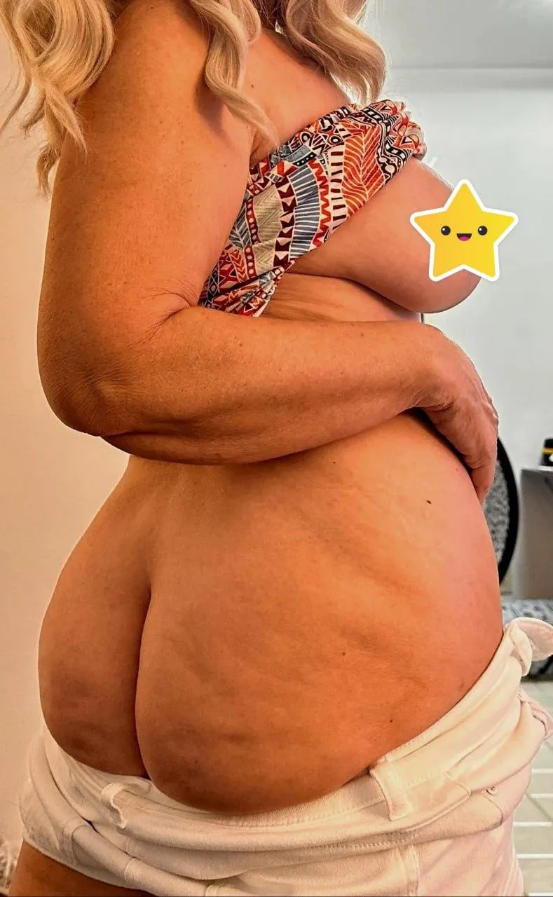 If I asked you to fuck me.. would you say yes or no?🥵