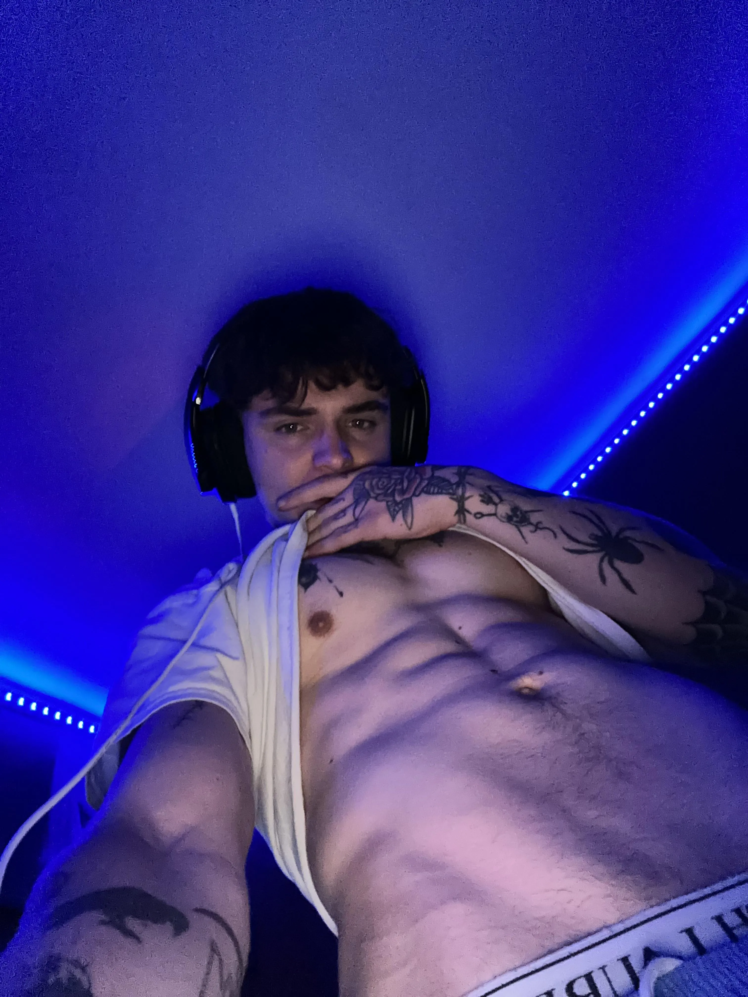 if u like my V u should check my other content its way better hehe