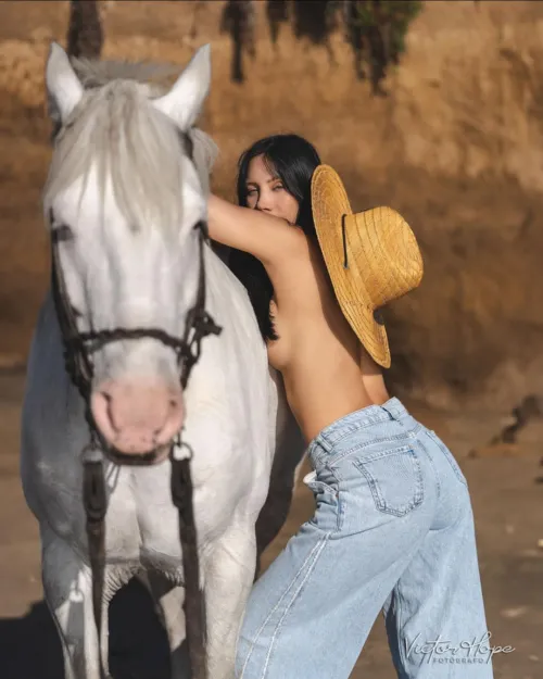 Naked & jeans, by Victor Hope/VictorBain 📸 photographer.