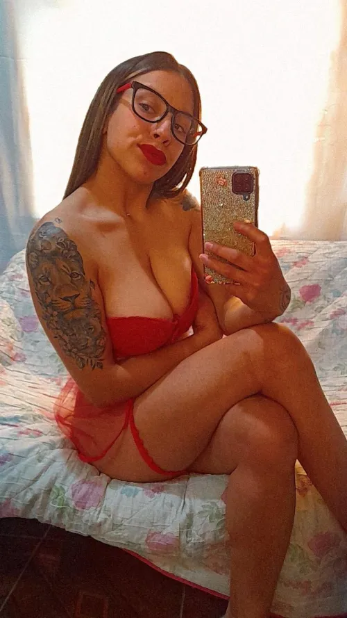 Soy tremenda calienta vergas y me encanta 😈