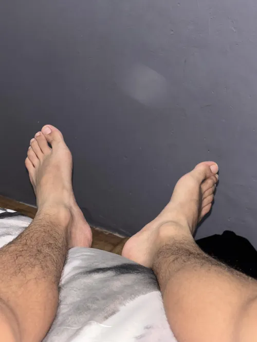 Suck my toes bro?