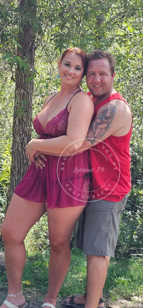 We have a room by the airport, any couples or females want to play possibly massage ;)