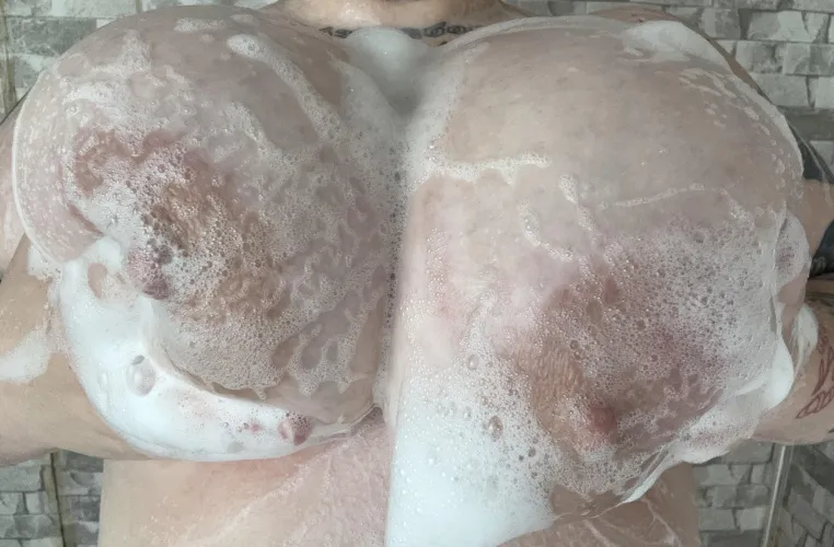 who wants a discount? 🫶🏻