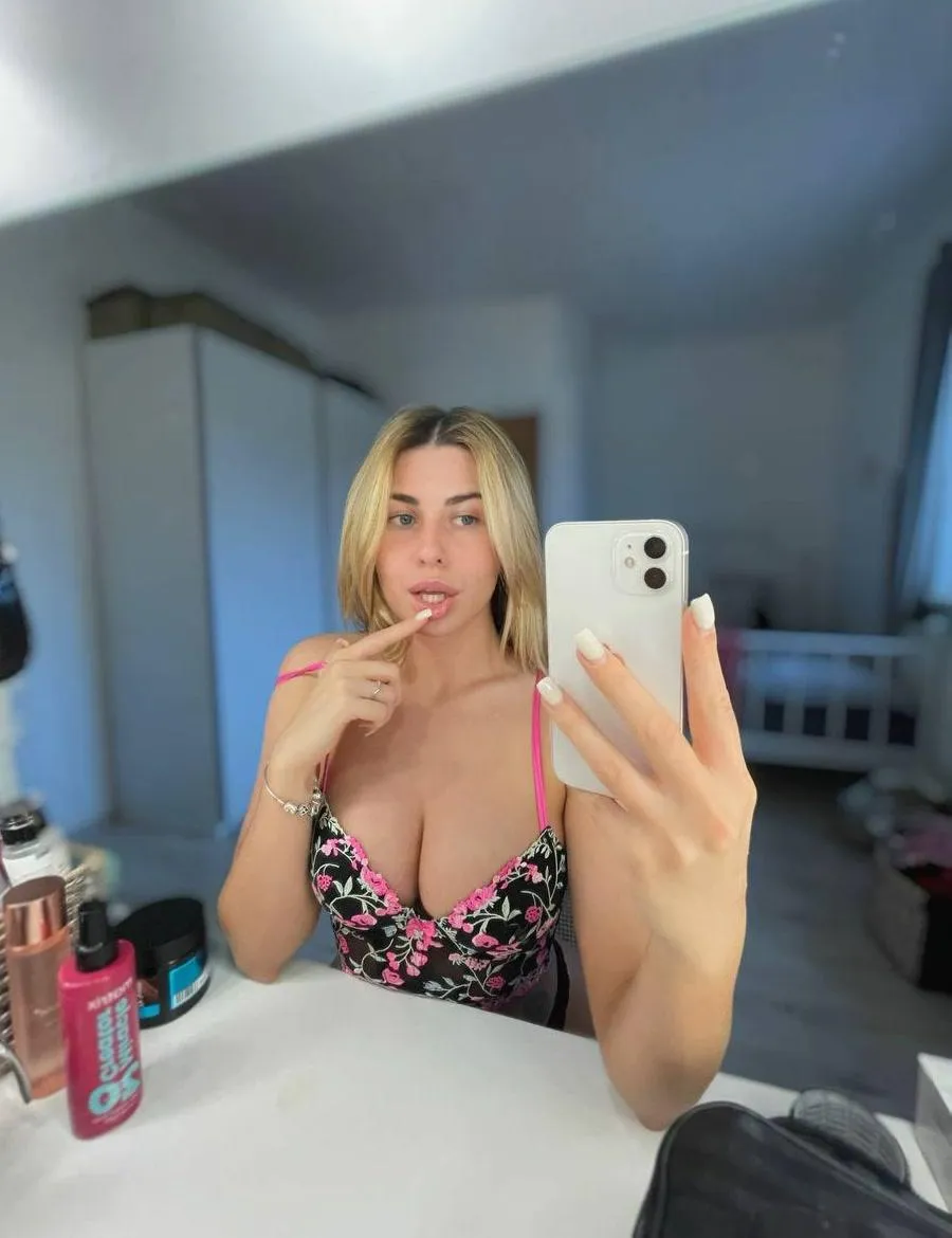 20F4M Yesterday was a blast, and I hope to find another person who enjoys public play.