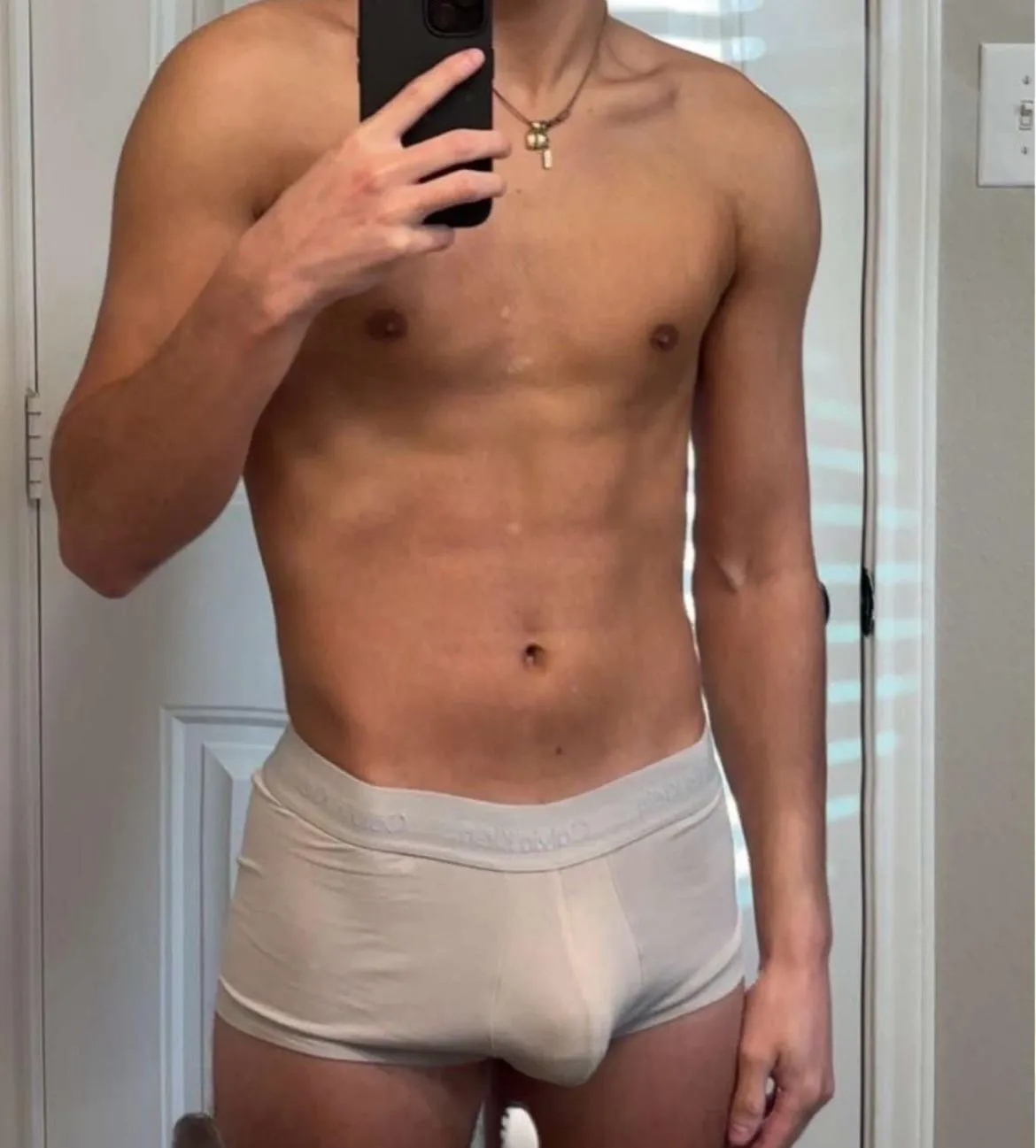 28 bi [M4M]or [M4A] str8 couple a plus.   Jo oral voyeur fun today in 336/Triad