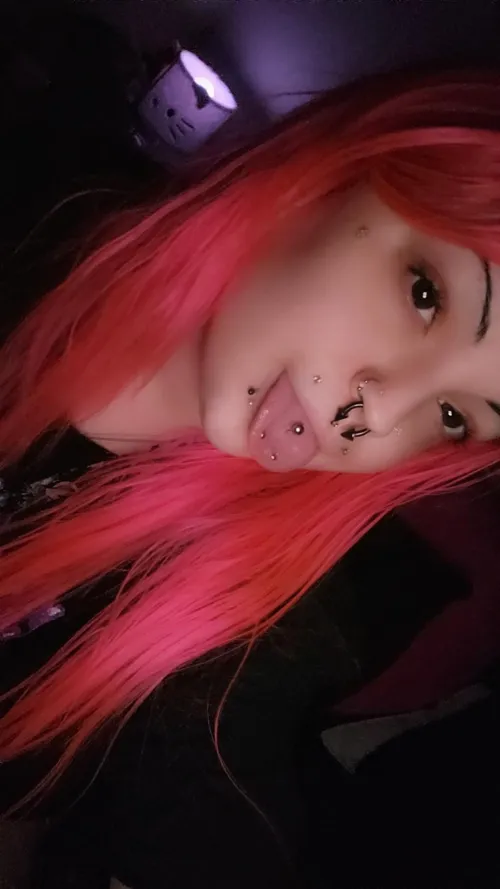 3 days available for [GFE] I also have gotten new outfits & I wanna show them off hehe 🫦 give me a message for [OTH] stuff as well. 😉