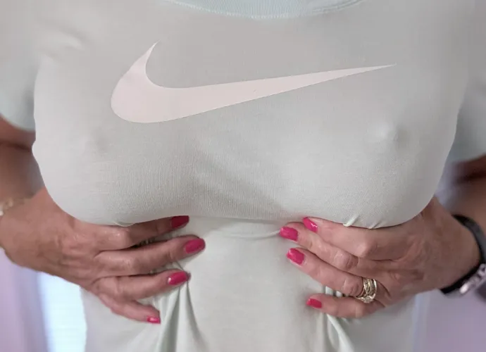 Another pic from a custom set I did for someone which they allowed me to share for all my followers to enjoy.