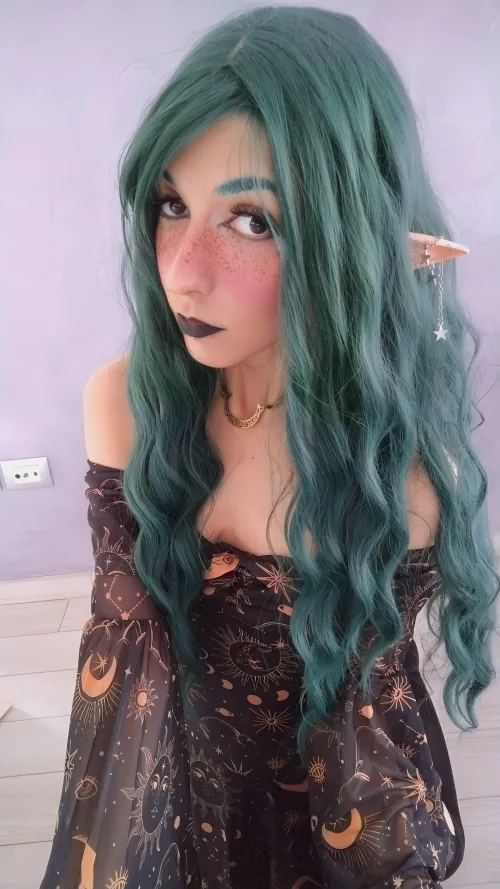 Dark lips, wild hair, ancient blood...do I tempt you