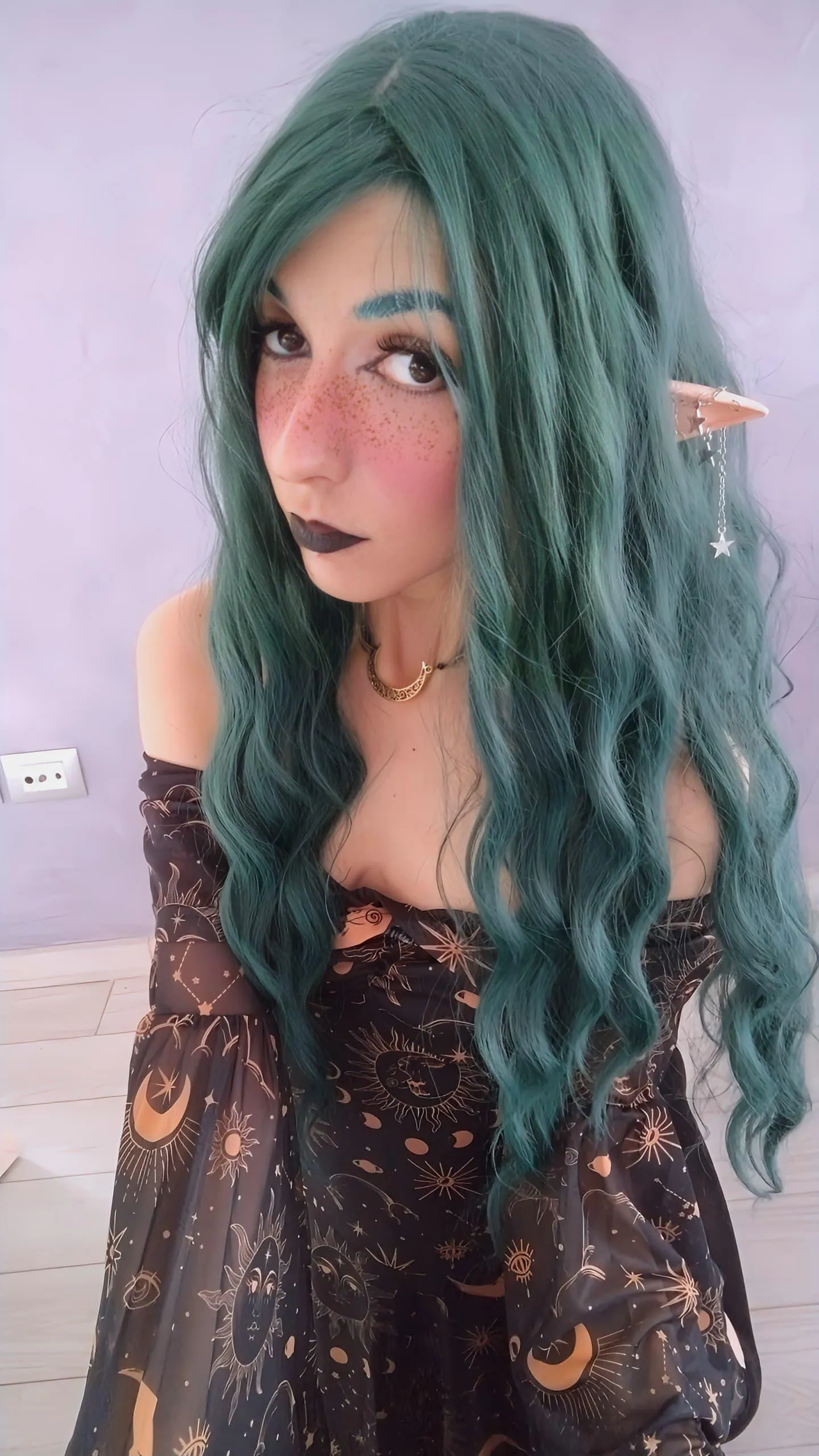 Dark lips, wild hair, ancient blood...do I tempt you