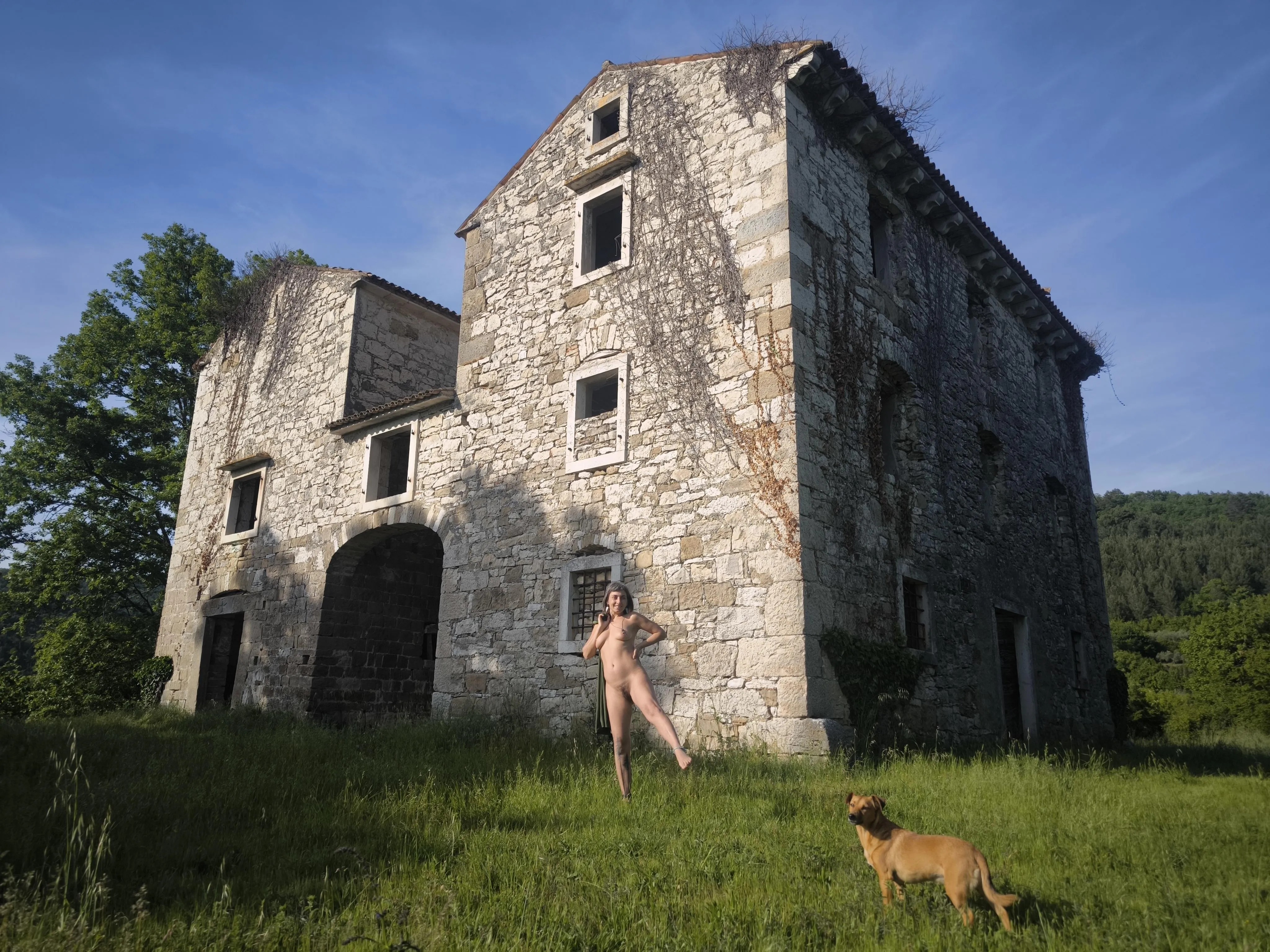 Hii, I'm new here, love to be naked outdoors