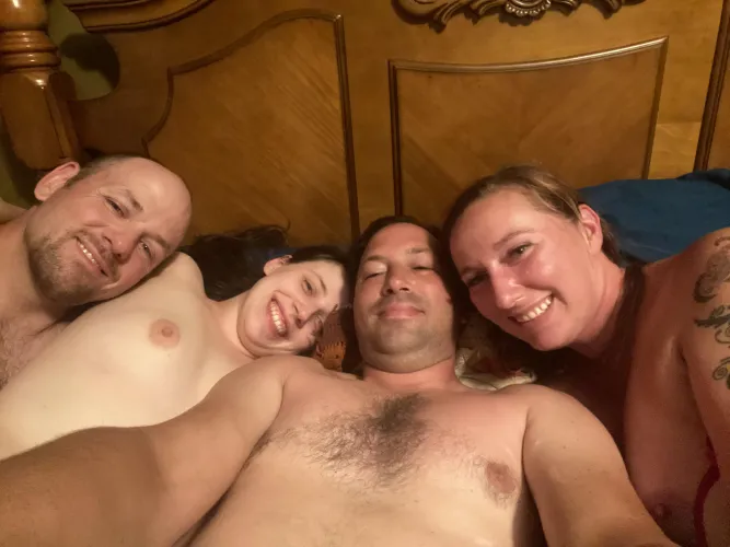 Hot tubbing tonight, looking for others to join us