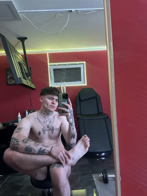 i hope ur into sporty guys