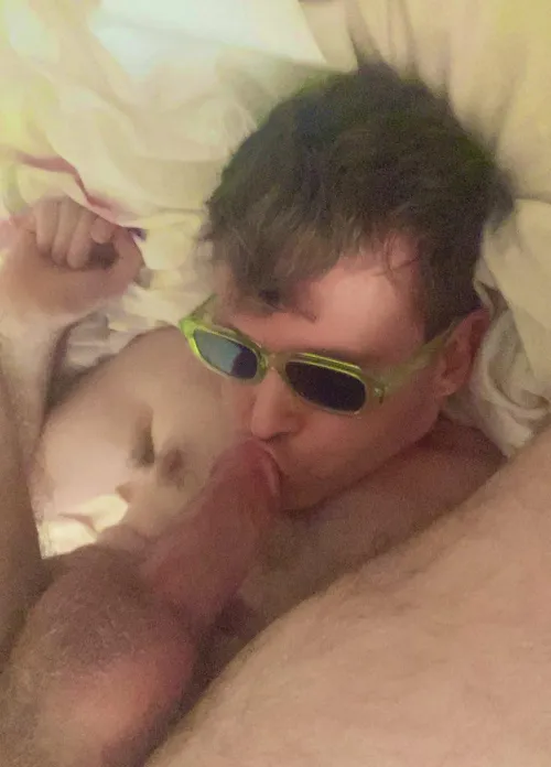 I’m in love with my huge cock 😵‍💫