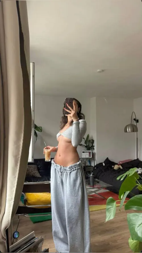 Looks like a comfy sleepingwear