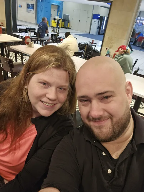 [Mf4mf] 37m/33f Visiting vegas memorial day weekend.