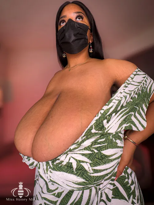 Serving MILF energy every day, but especially on Mother’s Day 💖💐