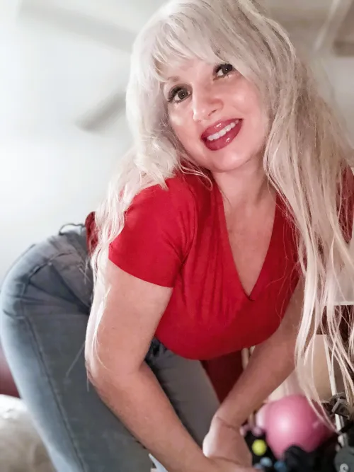 Sweetest Dreams and kisses 😍 cuddles with Mommy?