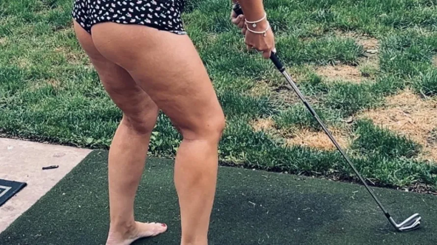 Too cold and wet to hit the course so practicing at home! I knew you all were missing seeing me!!