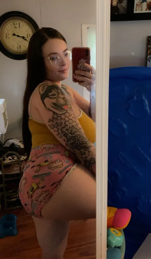 Video calls, sexting, customs, Gfe 😘 hmu let’s play