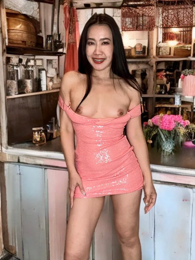 Will you be shocked if I promised you nudes and actually sent them 🖤