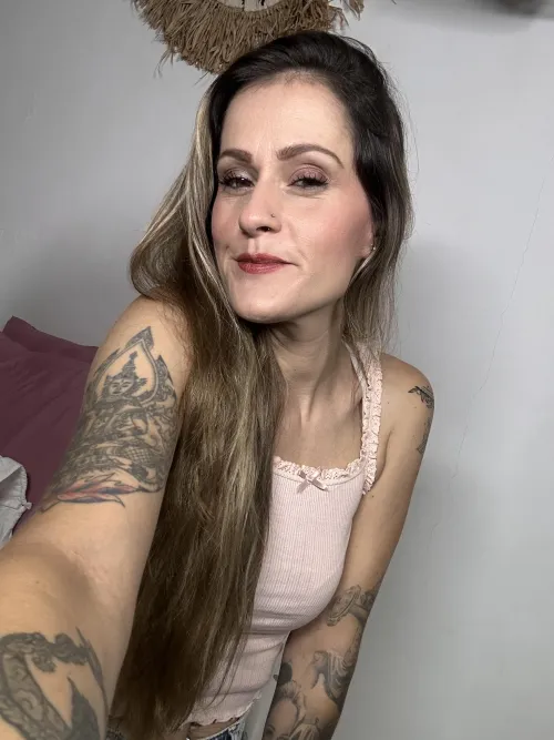 Confidence isn’t youthful—it’s earned.