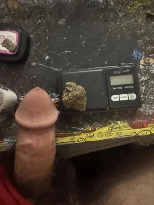 Smoke and get naughty with me