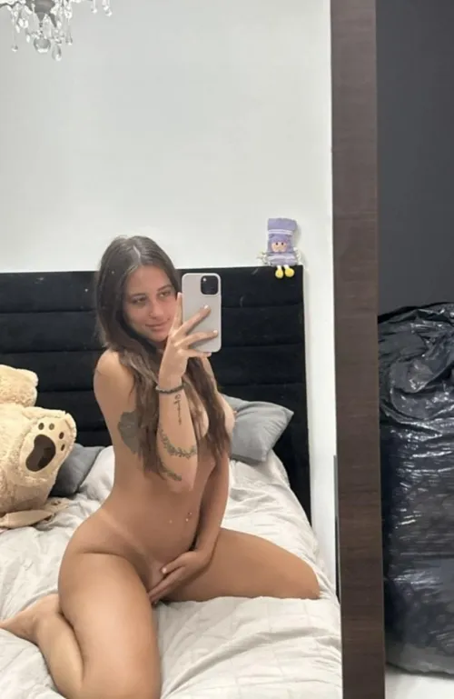 Would you say I look nice in this?