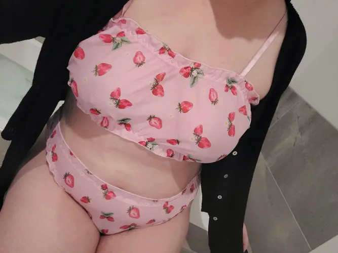 Don't I look so sweet when matching?