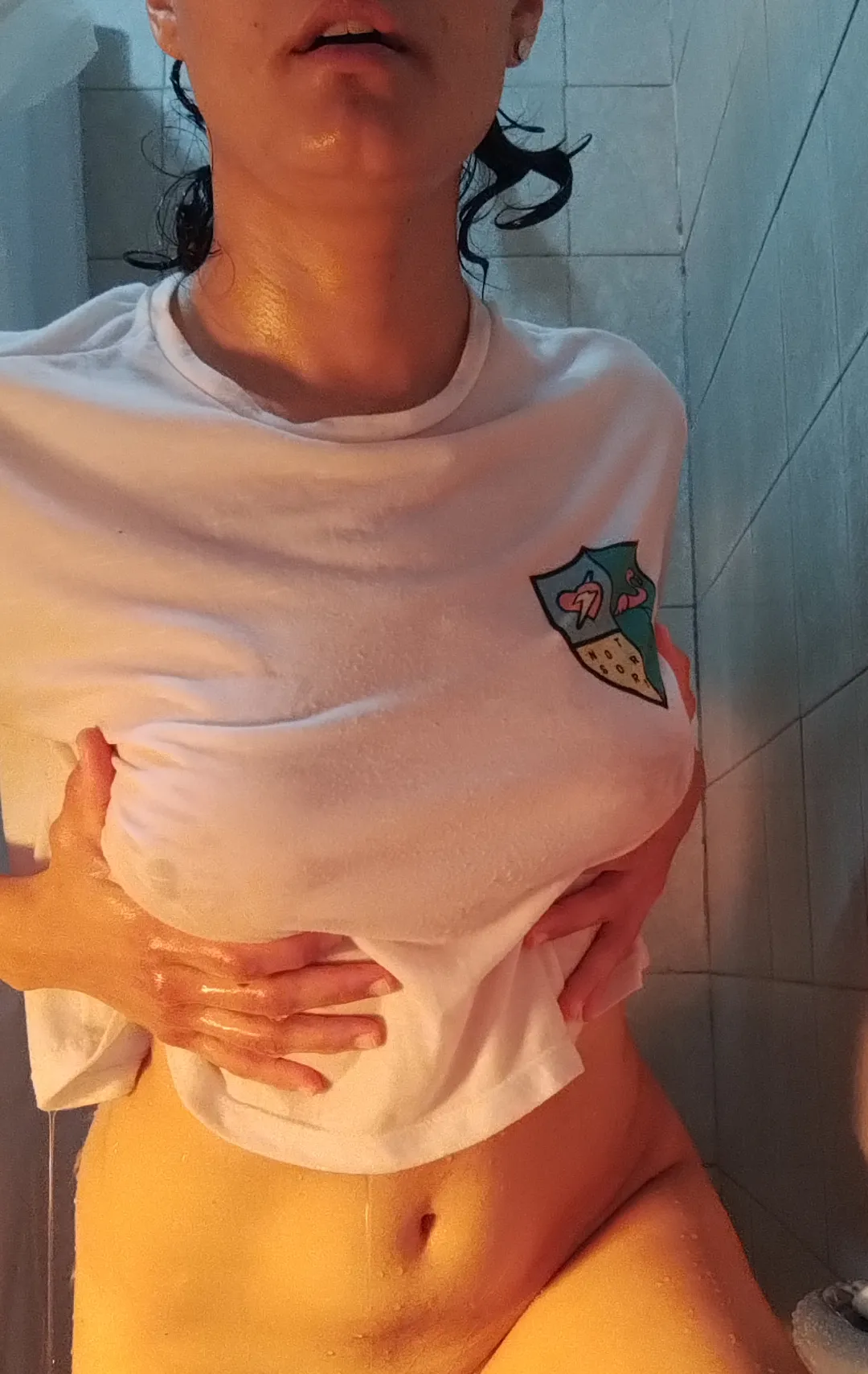 I think they look nice wet. Yo creo que se ven bonitos mojados