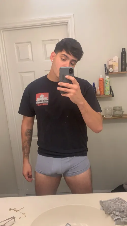 [M4Fb/Ts] Femboys are the heart of Reddit! PLEASE LET ME TAKE CARE OF YOU Would love to rp and chat, let daddy take care of you. ALL WELCOME!