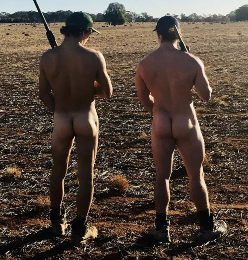 Naked hunters