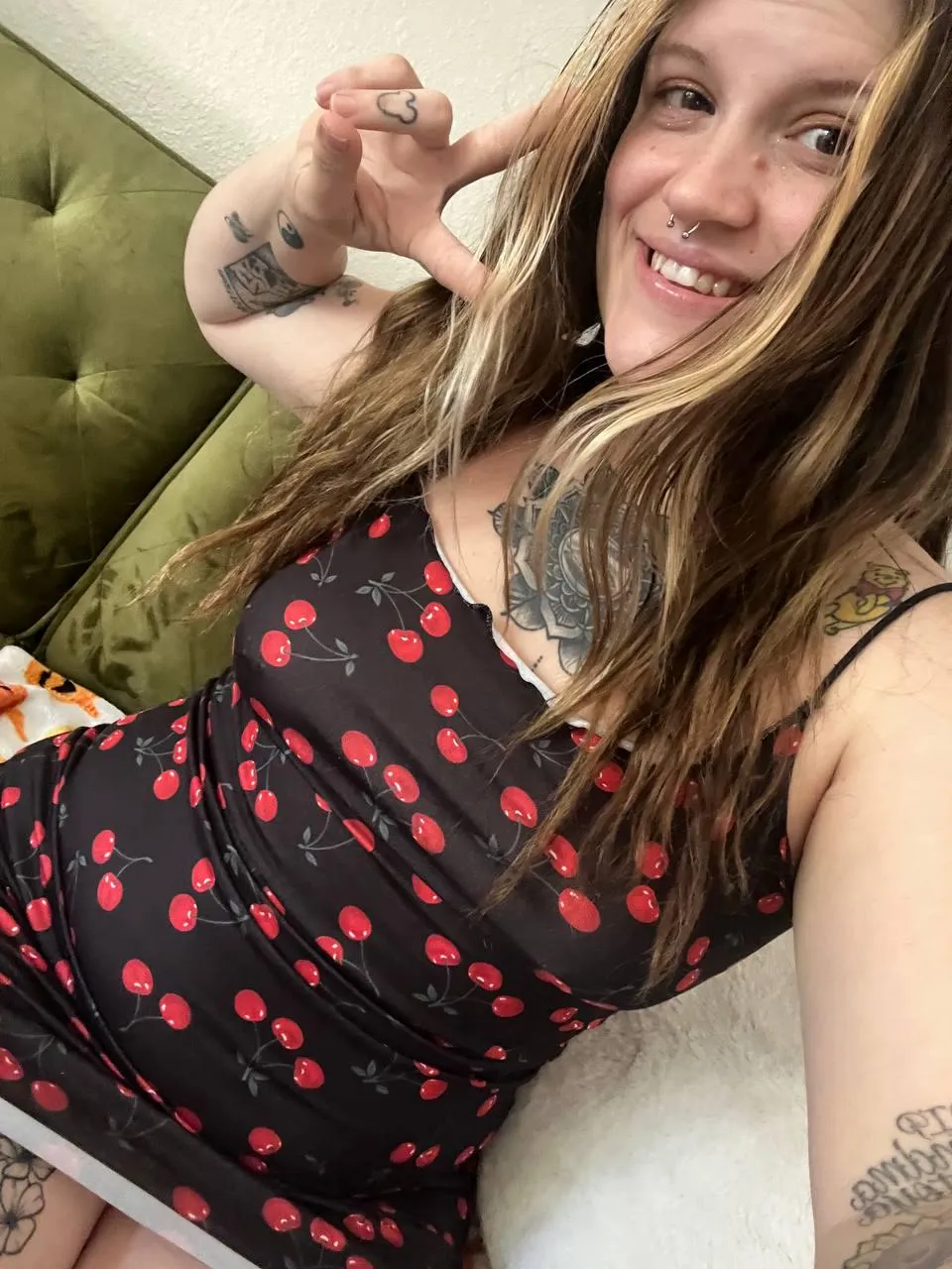 Tattooed, curvy, pierced the trifecta