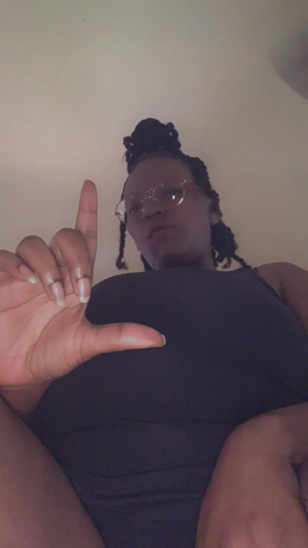 White boys belong under the control of Soraya. TPE is the way to go.