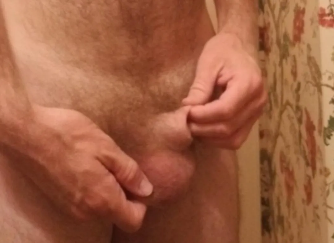 Wish i was docking someones weeny like i am my fingers!