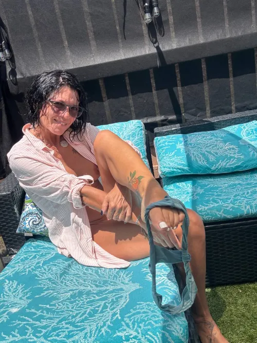 𝖲𝗍𝗂𝗅𝗅 𝗁𝗈𝗋𝗇𝗒 𝖺𝗍 𝗆𝗒 𝖺𝗀𝖾 𝖿52