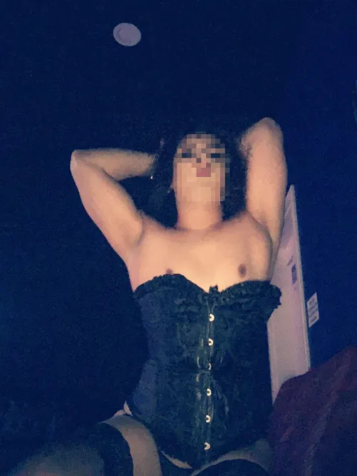 Ich liebe es für Männer zu posieren!