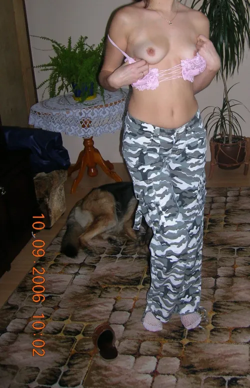 [2006, 25] My wife, mother of 1